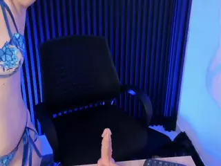 YOURPERFECT-ASS's Live Sex Cam Show