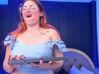 YOURPERFECT-ASS's Live Sex Cam Show