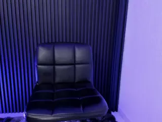 YOURPERFECT-ASS's Live Sex Cam Show