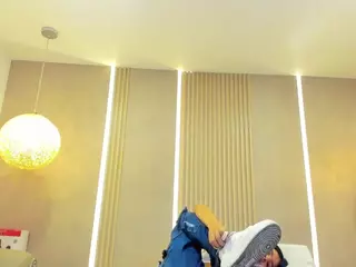 Adara-Scot's Live Sex Cam Show