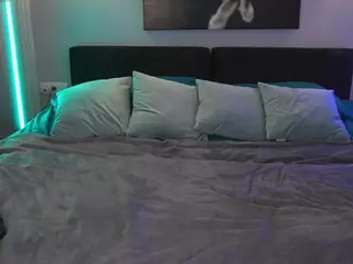 SophiyaStar's Live Sex Cam Show