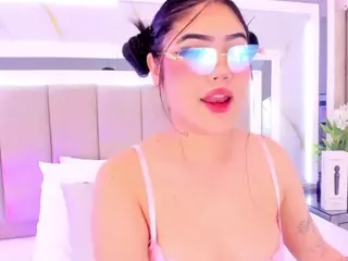Dollsweety's Live Sex Cam Show