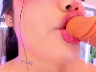 Dollsweety's Live Sex Cam Show