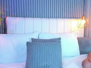 LinaGlam's Live Sex Cam Show