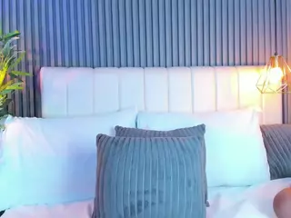 LinaGlam's Live Sex Cam Show