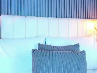 LinaGlam's Live Sex Cam Show