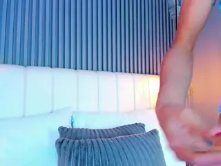 LinaGlam's Live Sex Cam Show