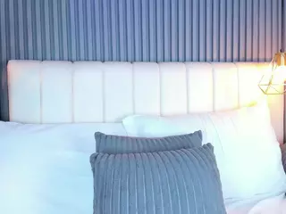 LinaGlam's Live Sex Cam Show