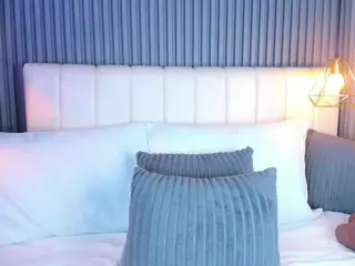 LinaGlam's Live Sex Cam Show