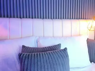 LinaGlam's Live Sex Cam Show