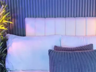 LinaGlam's Live Sex Cam Show