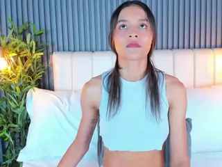 LinaGlam's Live Sex Cam Show
