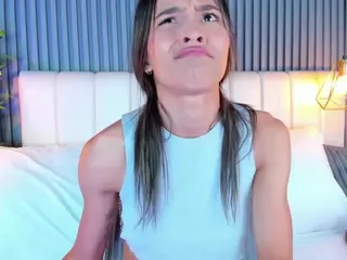 LinaGlam's Live Sex Cam Show
