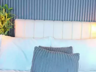 LinaGlam's Live Sex Cam Show