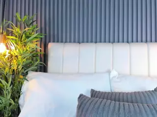 LinaGlam's Live Sex Cam Show