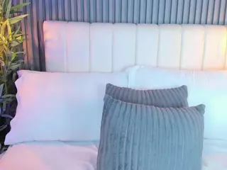 LinaGlam's Live Sex Cam Show