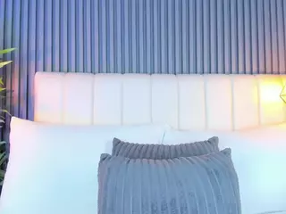 LinaGlam's Live Sex Cam Show