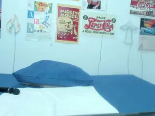 ari-rossee's Live Sex Cam Show