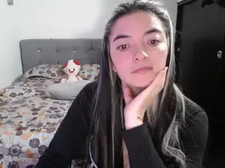 Camelia Saenz's Live Sex Cam Show