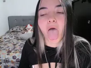 Camelia Saenz's Live Sex Cam Show