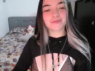 Camelia Saenz's Live Sex Cam Show