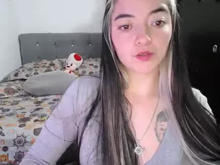 Camelia Saenz's Live Sex Cam Show