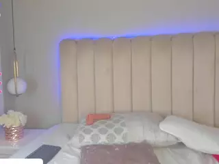 gloomy-sweetness's Live Sex Cam Show