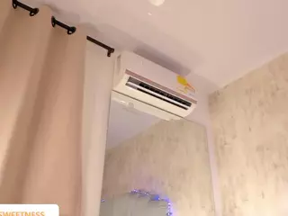 gloomy-sweetness's Live Sex Cam Show