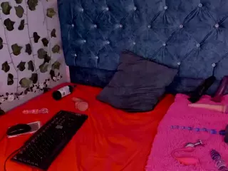 SamaraJune's Live Sex Cam Show