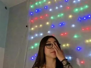 SamaraJune's Live Sex Cam Show