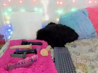 SamaraJune's Live Sex Cam Show