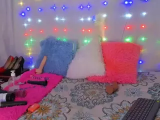 SamaraJune's Live Sex Cam Show