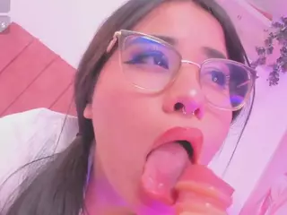 Mara-paradise's Live Sex Cam Show