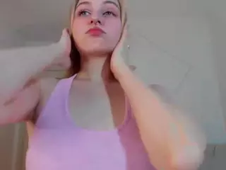MiaMew's Live Sex Cam Show