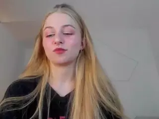 MiaMew's Live Sex Cam Show