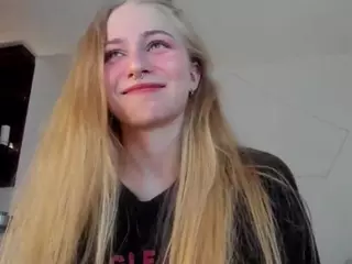 MiaMew's Live Sex Cam Show
