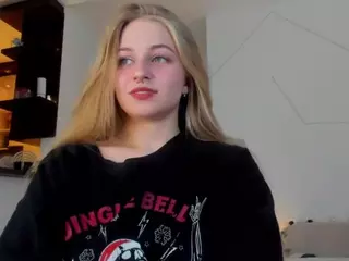 MiaMew's Live Sex Cam Show