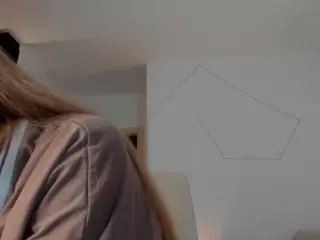 MiaMew's Live Sex Cam Show