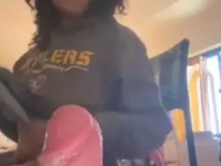 nessadoll69's Live Sex Cam Show