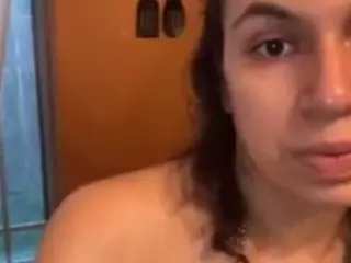 nessadoll69's Live Sex Cam Show