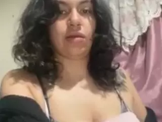 nessadoll69's Live Sex Cam Show
