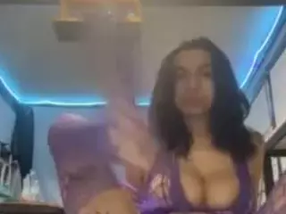 nessadoll69's Live Sex Cam Show