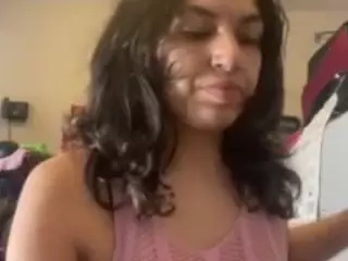 nessadoll69's Live Sex Cam Show