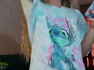Emilyybloom's Live Sex Cam Show