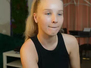 Emilyybloom's Live Sex Cam Show