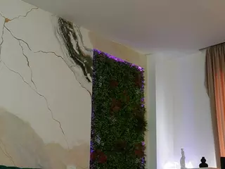 Emilyybloom's Live Sex Cam Show