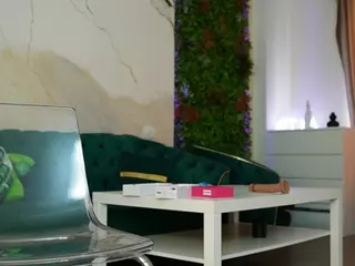 Emilyybloom's Live Sex Cam Show