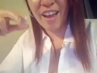 LaConnieConeja's Live Sex Cam Show