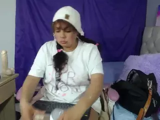 Maaggyy's Live Sex Cam Show