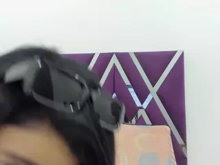 Sophia-Teran's Live Sex Cam Show